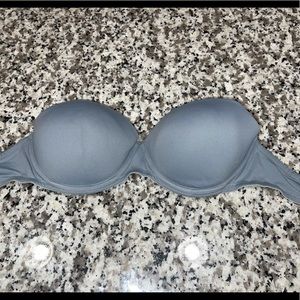 Victoria’s Secret Strapless Bra